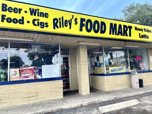 Rileys Foodmart