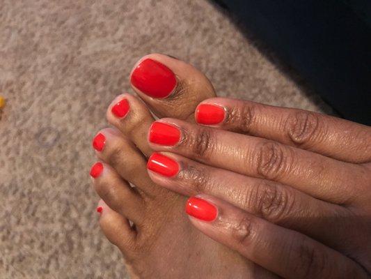 Gel mani, regular pedi.