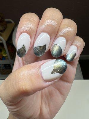 Chrome nail art