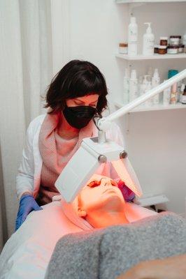 LED Light Facial