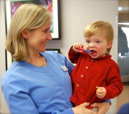 Dr. Susanne and a happy patient!