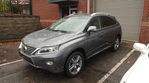 2015 Lexus RX 350 FWD. 31,000 miles. Premium off-lease unit purchased for a local client..