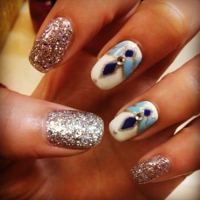 Simply gorgeous! Get your gel mani with designs