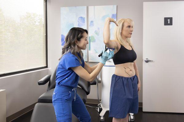 CoolSculpting Elite is perfect for treating the upper arms