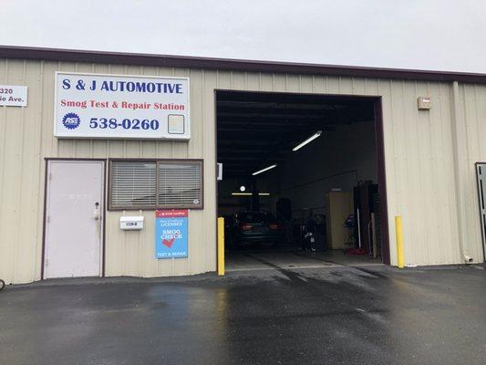 S & J Automotive