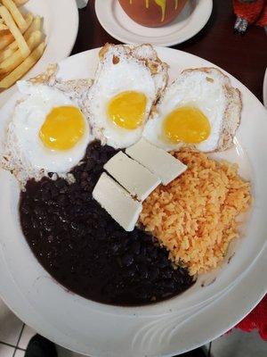 Huevos estrellado