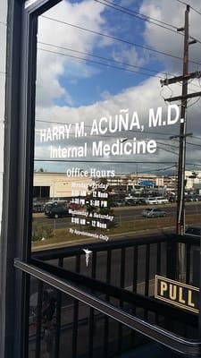 Harry M Acuna, MD