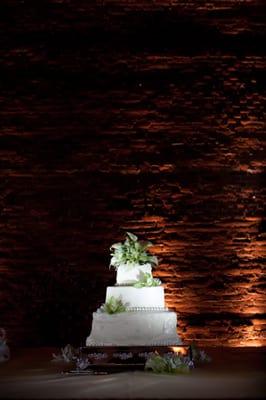 a gorgeous wedding cake in The Loft