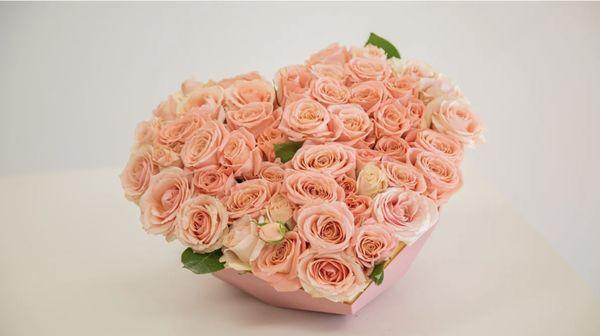 baby rose heart arrangement