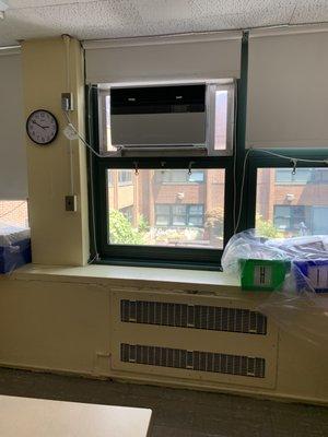 Top Mountain window unit with plexiglass installation