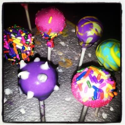 Fun cake pop class!