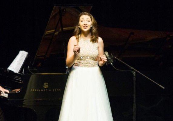 Catie Whittet, Solo at the Black Tie Gala, June 2016