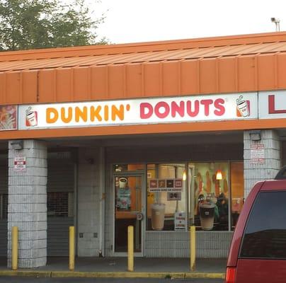 Storefront on the Dunkin' Donuts on Court Street