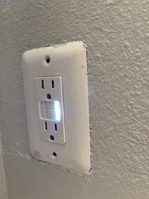 Paint on outlets