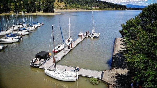 Courtesy dock at Richardson Marina.