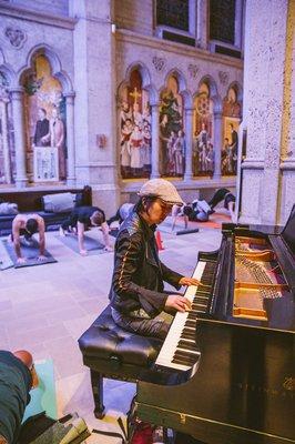 playing piano at grace cathedral labyrinth yoga