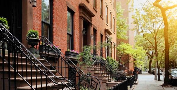 The finest brownstones in the world are found in Brooklyn Heights!