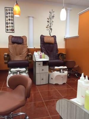 Deluxe Nails & Spa