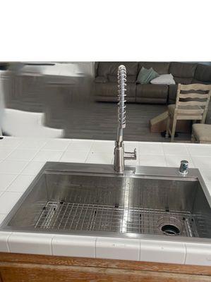 New Kitchen sink and faucet