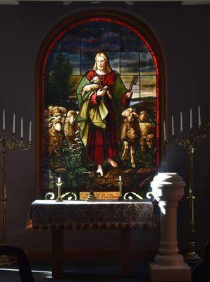 Historic "Good Shepherd Window" with afternoon sunlight pouring in from Peachtree Street. (2019)