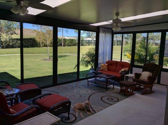 Beautiful glass sunroom in Central Florida