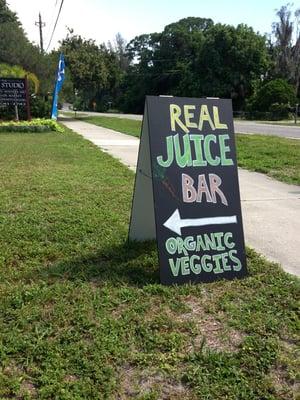 Yay! Fresh organic juice :-) I love this place!