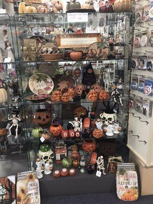 HALLOWEEN AND FALL MERCHANDISE IS 50% OFF!? Yes you heard that right! This is a deal that you don't want to miss. Stop in!