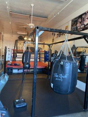 Nothing like an old school LA Boxing gym, to get me back in shape!