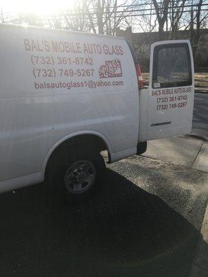 Bals Auto Glass