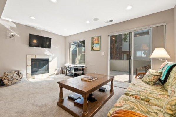 Amazing Living Room With Fireplace.