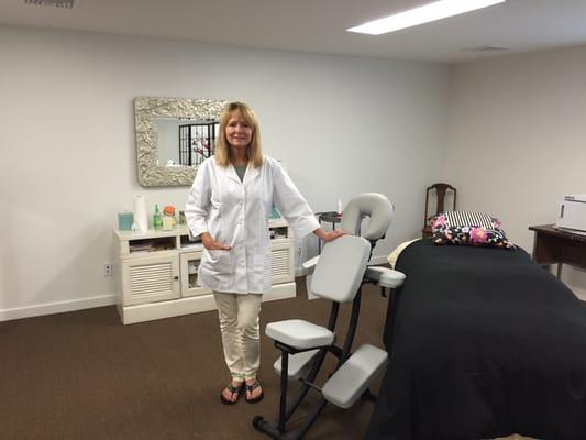 Terry Banta has been providing massage, skin care, and waxing services since 1995.