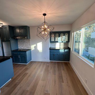 The dining room has a built-in cabinet.  Instead of removing it, Armando gave it this gorgeous refresh!!