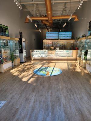 Natural Life Alpharetta  4620 Kimball Bridge Rd  Alpharetta GA 30005 470-275-6928  #CBD, #CBG, #CBN, #KAVA, #KRATOM, #HEMP, #DELTA8, #DELTA