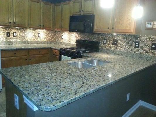 Kitchen countertop GRANITE:Ferro Gold