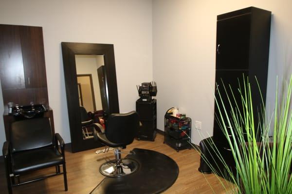 Universal Salon Suites