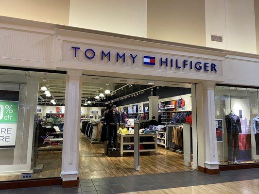 Tommy Hilfiger