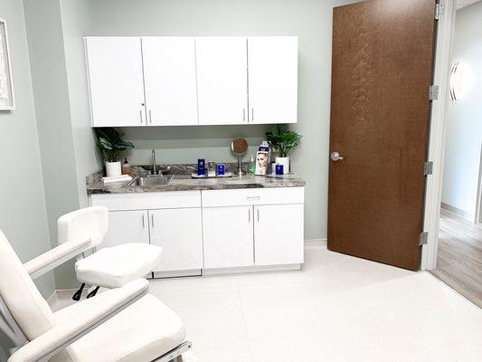 Botox and Juvederm Cosmetic Room