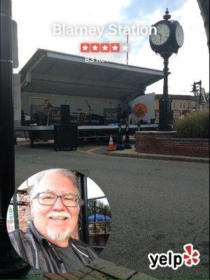 Radio Nashville outdoor concert in town. Come by and enjoy some food, drink and music.