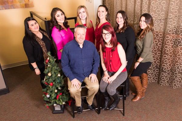 Holiday Photo for Reliable Receptionist/Laptop Lounge. Un-retouched - the final product was even better.  LOVE Randy's work!