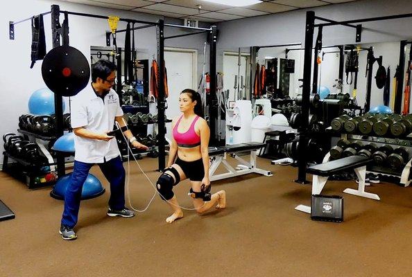 ACL fitness strengthening with Kaatsu blood flow restriction training.