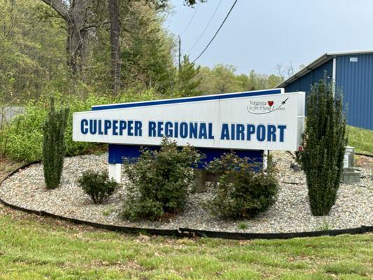 Culpeper Regional Airport (CJR)