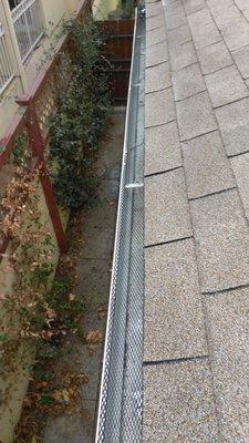 Aluminum Gutters - Screens - Seamless Gutters - Residential Property - Burbank, CA 91505