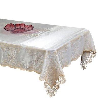 Table cloth with lace trimming