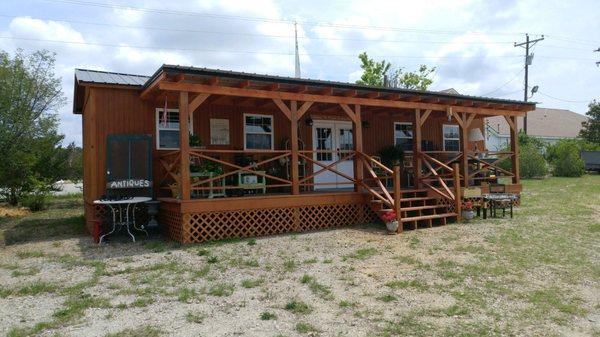 Porch Utility 12x40 with a 8' Porch