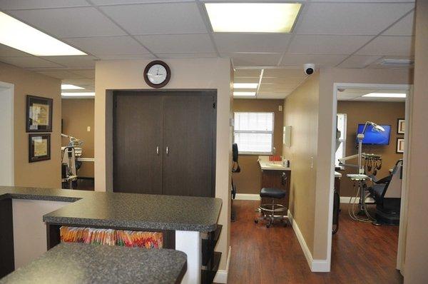 East West Dental 201 S Semoran Blvd, Orlando, FL 32807 (407) 513-4417