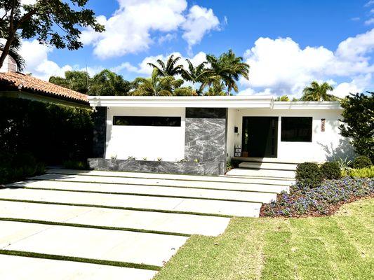 Miami Shores: Designer Conc. Slabs Driveway staggered design by Shosh vant Verlaat #305.779.0965 & installed by Driveways by Design