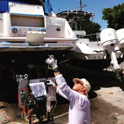 Checking fuel in tank