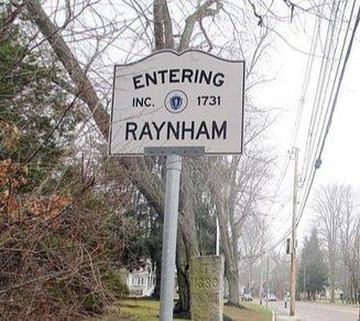 Entering Raynham from Taunton.