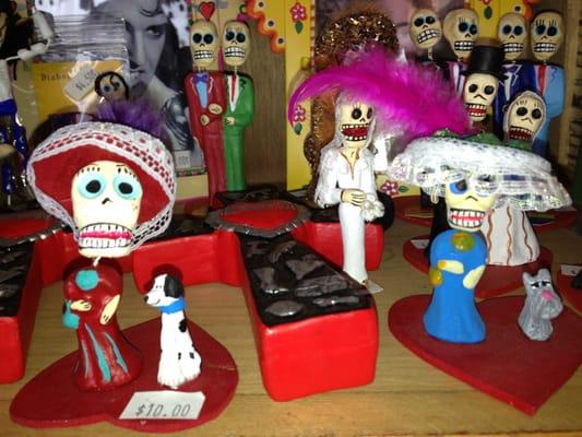 Day of the Dead figurines and art