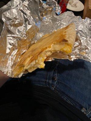 Amazing quesadilla filled cheesy and chicken very tasty as well , all mixes well